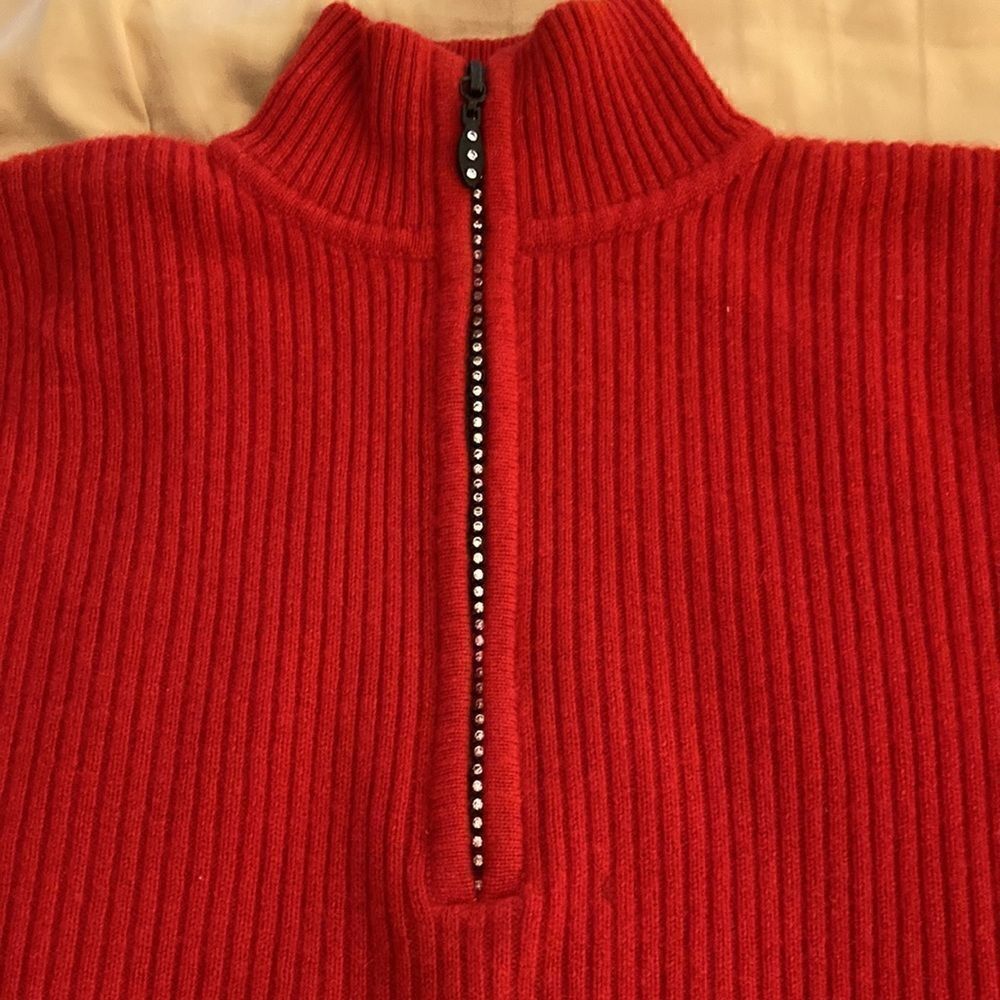 Women’s Ribbed Wool Blend Red Sweater with Black & Rhinestone 1/4 Zipper. Size S